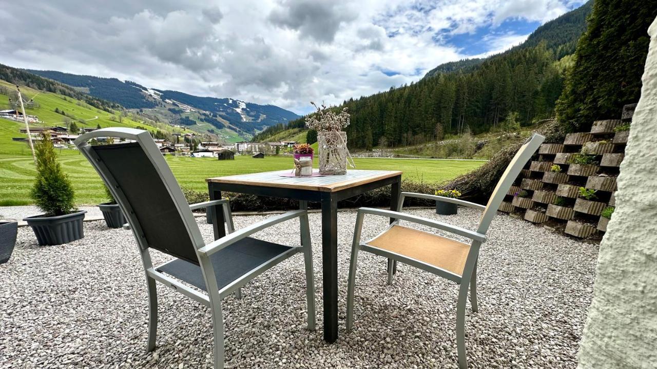 Appartements Living Saalbach Exteriör bild