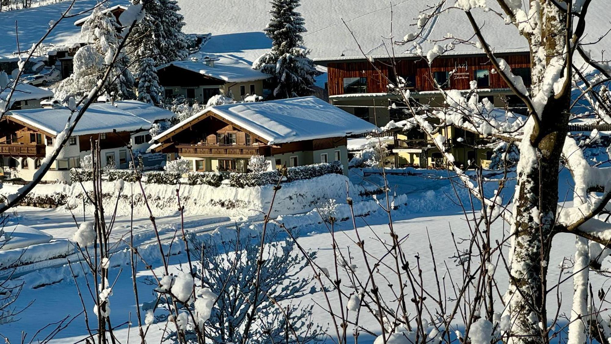 Appartements Living Saalbach Exteriör bild