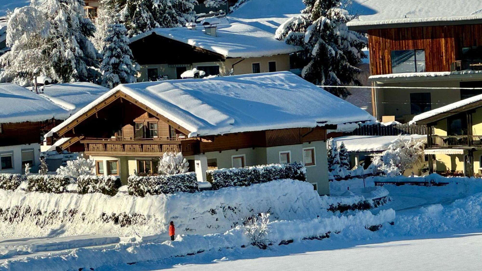 Appartements Living Saalbach Exteriör bild